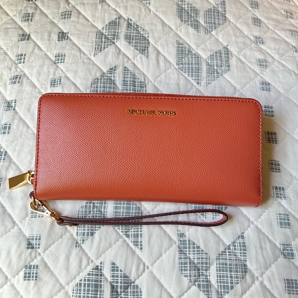 Michael Kors Tangerine Wristlet Wallet